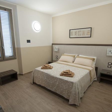 Guesthouse Buonarroti Florenz Zimmer foto